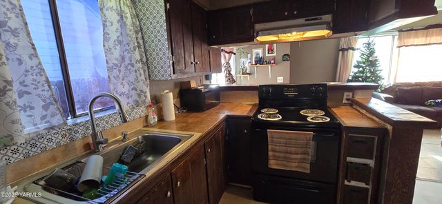 1525 Garfield Ave Ave, Yakima, WA 98902