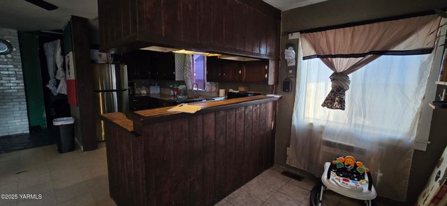 1525 Garfield Ave Ave, Yakima, WA 98902