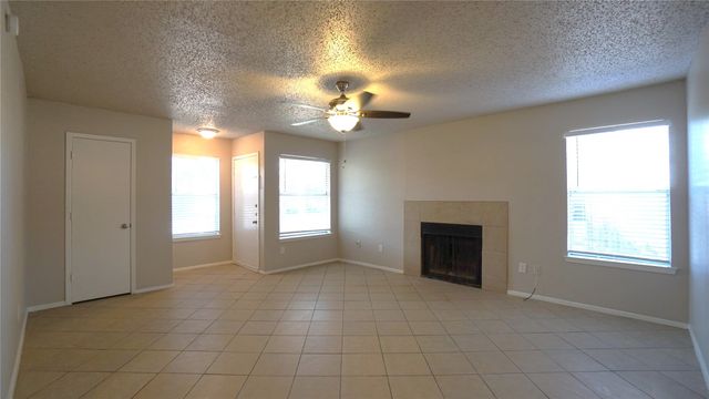 2501 Lido Lane, Arlington, TX 76015