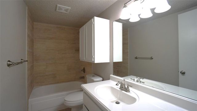 2501 Lido Lane, Arlington, TX 76015