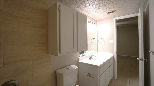 2501 Lido Lane, Arlington, TX 76015