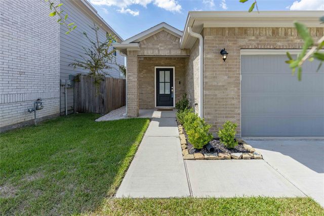 24751 Russet Bluff Trail, Houston, TX 77336