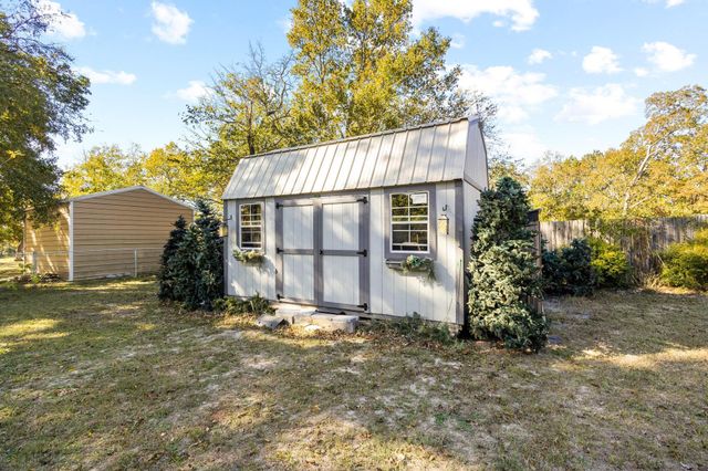 105 Reich Street, Bonham, TX 75418