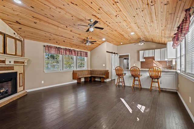 105 Reich Street, Bonham, TX 75418