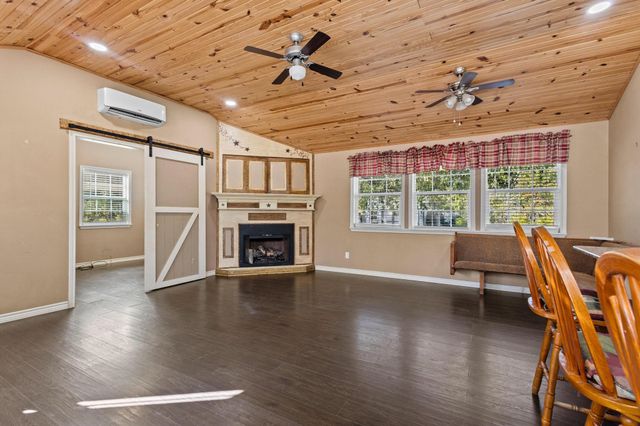 105 Reich Street, Bonham, TX 75418