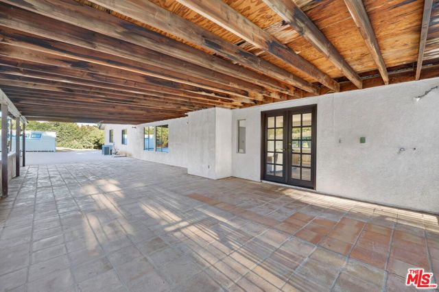 33201 Barber Road, Santa Clarita, CA 91390