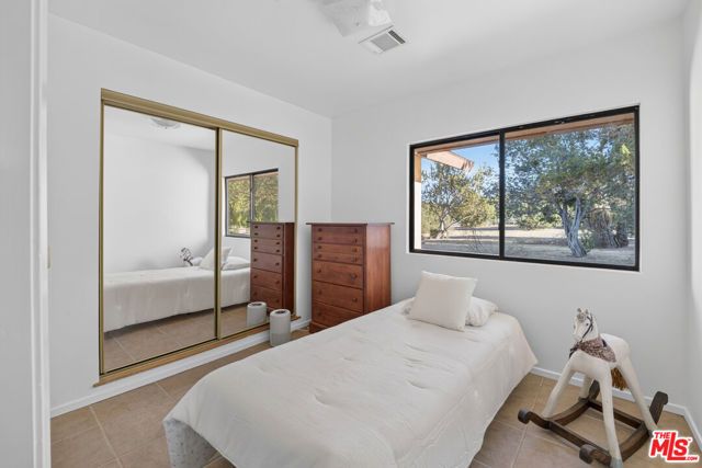 33201 Barber Road, Santa Clarita, CA 91390