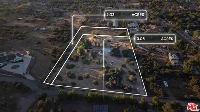 33201 Barber Road, Agua Dulce, CA 91390