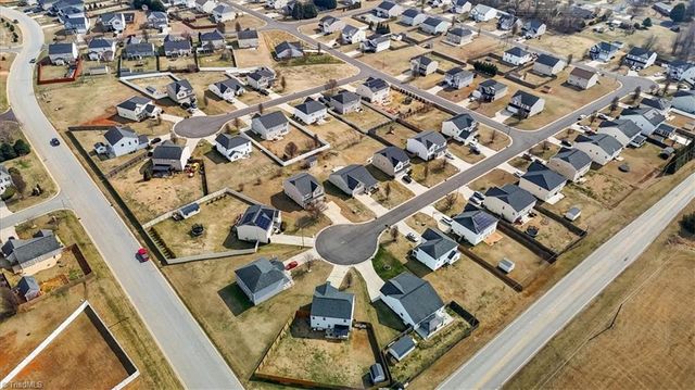 6956 Texas Boulevard, Thomasville, NC 27360