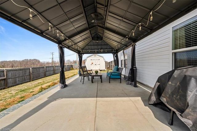 6956 Texas Boulevard, Thomasville, NC 27360