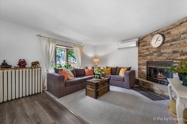 111 W North Street, Plano, IL 60545