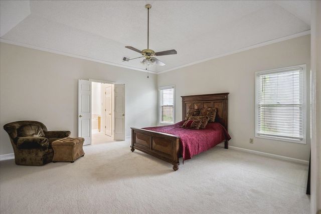 8752 E CARROLLWOOD LN, Memphis, TN 38016