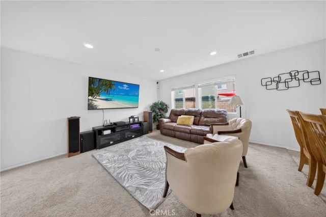 7360 Flagstone, Fontana, CA 92336