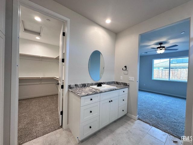 11023 Alcazar Avenue, Bakersfield, CA 93311