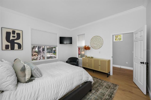 2808 SOUTHPOINTE LANE, Tampa, FL 33611