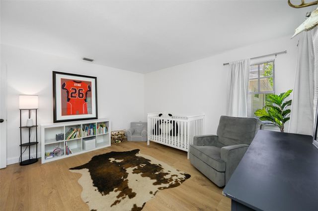 2808 SOUTHPOINTE LANE, Tampa, FL 33611