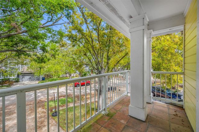 2808 SOUTHPOINTE LANE, Tampa, FL 33611