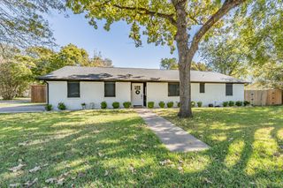 1503 Stanwood Avenue, Cleburne, TX 76033