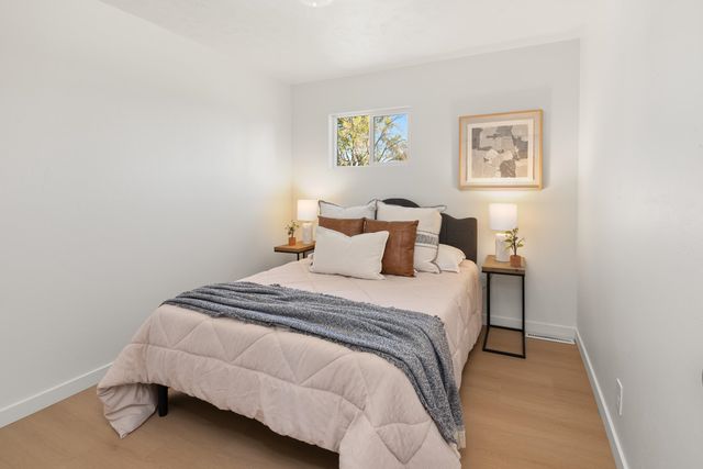 2817 N Stone St, Spokane, WA 99207