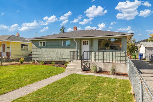 2817 N Stone St, Spokane, WA 99207