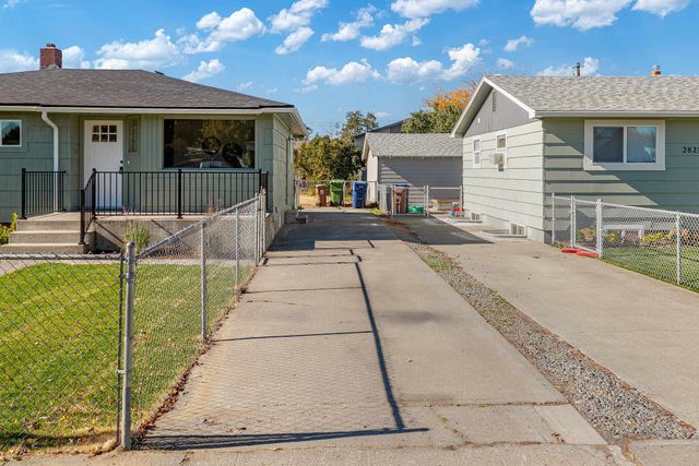 2817 N Stone St, Spokane, WA 99207