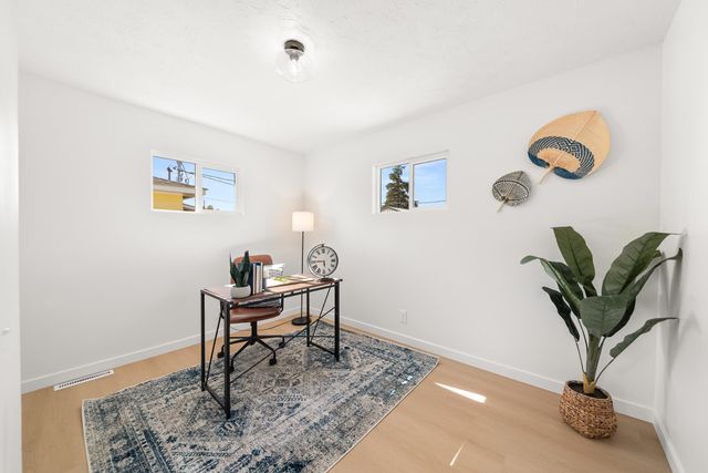 2817 N Stone St, Spokane, WA 99207