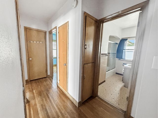 742 Nebraska Avenue E, Saint Paul, MN 55106