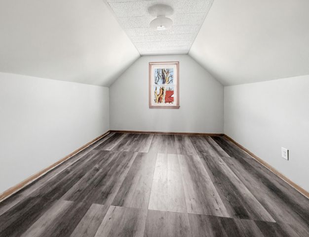 742 Nebraska Avenue E, Saint Paul, MN 55106