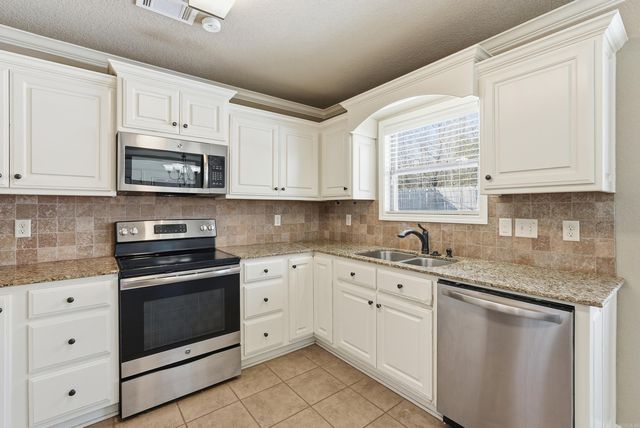 328 Austin Creek Drive, Austin, AR 72007