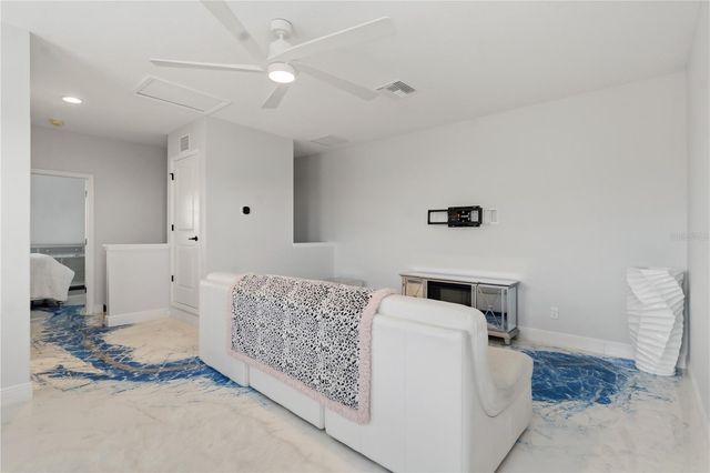 11008 RUSTIC TIMBER LOOP, San Antonio, FL 33576