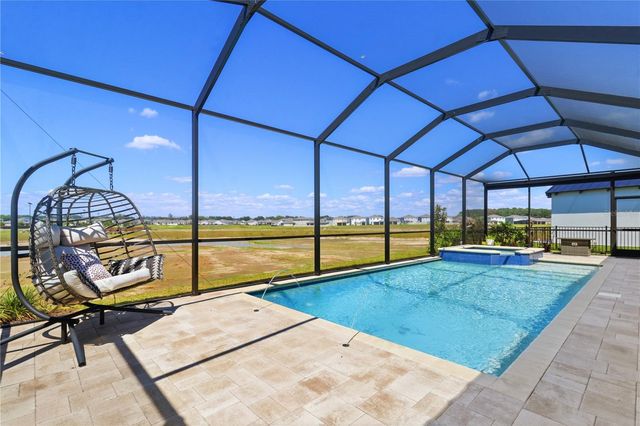 11008 RUSTIC TIMBER LOOP, San Antonio, FL 33576