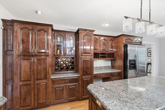 122 Timber Hills Rd, Hendersonville, TN 37075