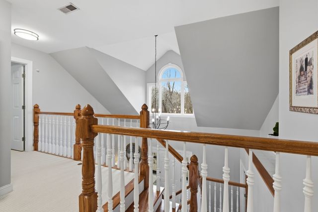 122 Timber Hills Rd, Hendersonville, TN 37075