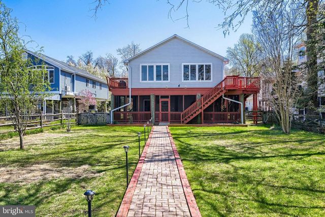 6928 N RIVER DR, Middle River, MD 21220