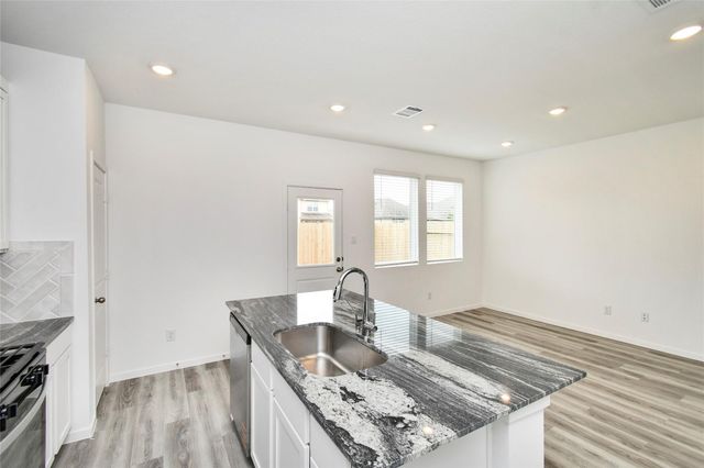 7534 Linda Lake Court, Humble, TX 77346