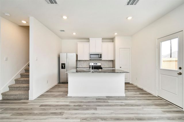 7534 Linda Lake Court, Humble, TX 77346