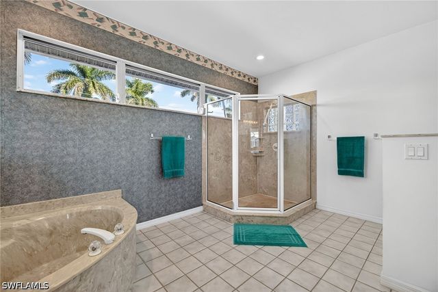 489 Adirondack CT, Marco Island, FL 34145