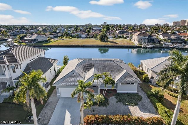 489 Adirondack CT, Marco Island, FL 34145
