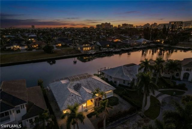 489 Adirondack CT, Marco Island, FL 34145