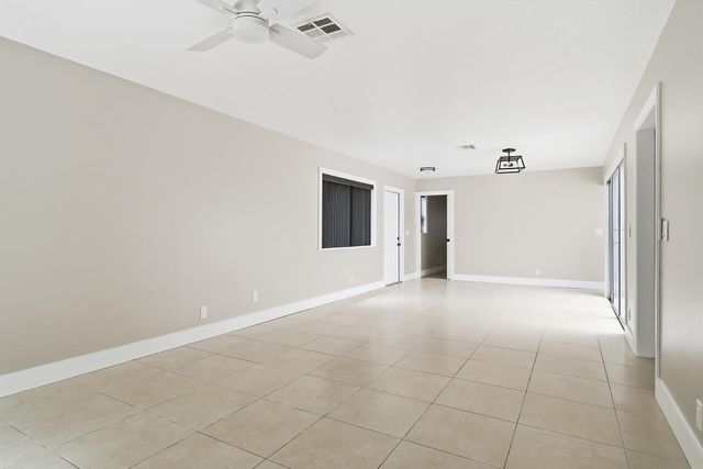 581 NW 47TH Avenue, Delray Beach, FL 33445