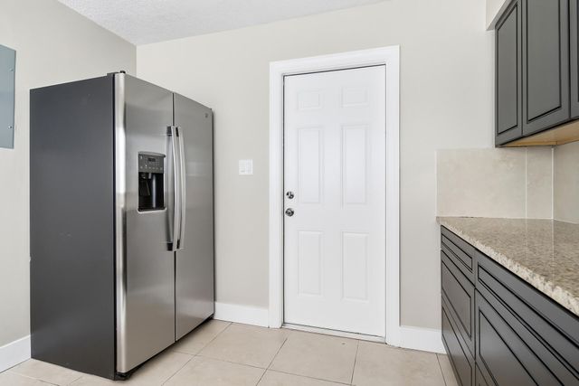 581 NW 47TH Avenue, Delray Beach, FL 33445