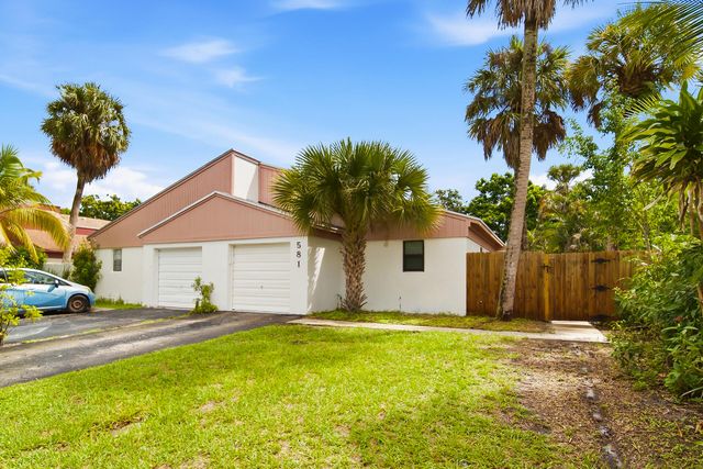 581 NW 47TH Avenue, Delray Beach, FL 33445