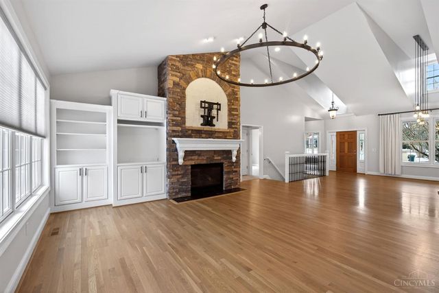 1646 Fairway Crest, Miami Twp, OH 45140