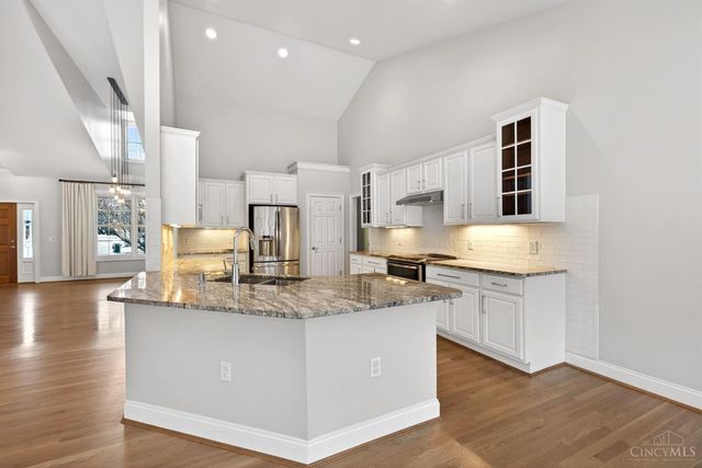 1646 Fairway Crest, Miami Twp, OH 45140