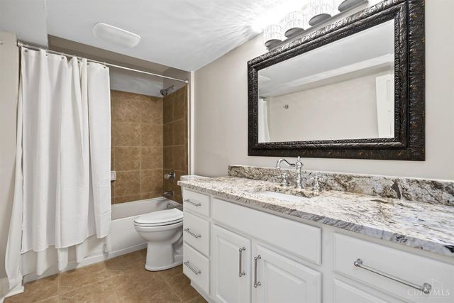 1646 Fairway Crest, Miami Twp, OH 45140