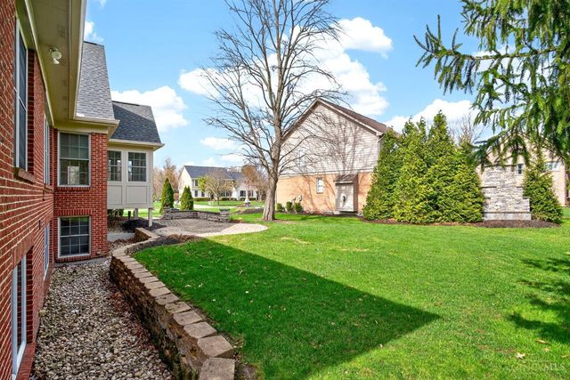 1646 Fairway Crest, Miami Twp, OH 45140