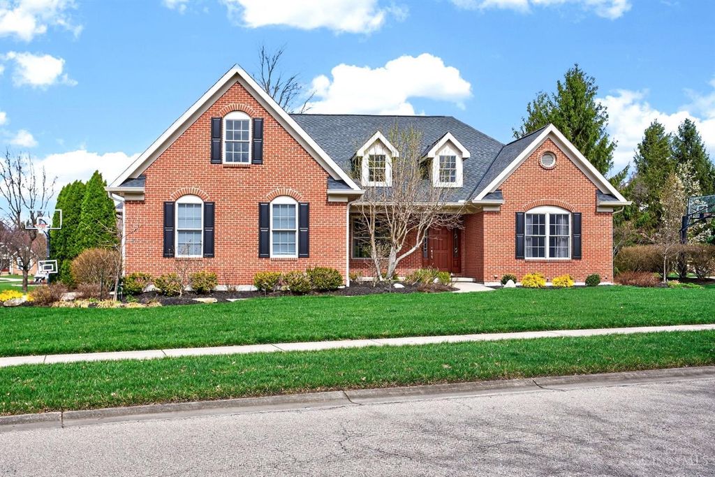 1646 Fairway Crest, Miami Twp, OH 45140