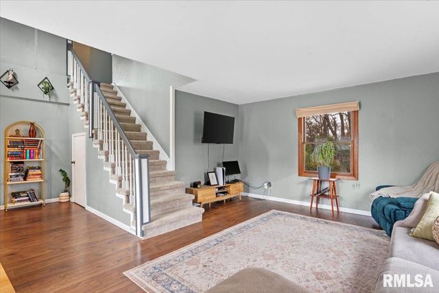 17 Windrush Drive, Jacksonville, IL 62650