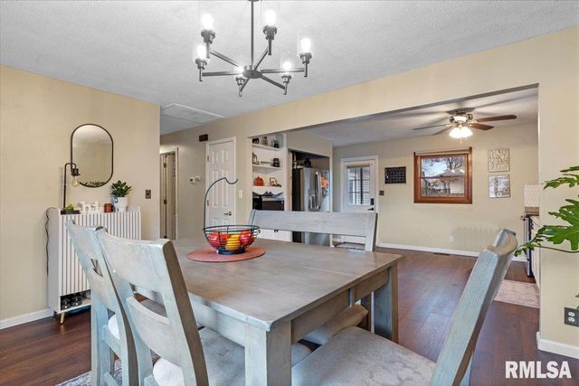 17 Windrush Drive, Jacksonville, IL 62650