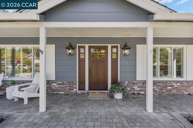 102 Belgian Dr, Danville, CA 94526
